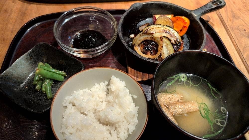 ねりやかなや 代々木