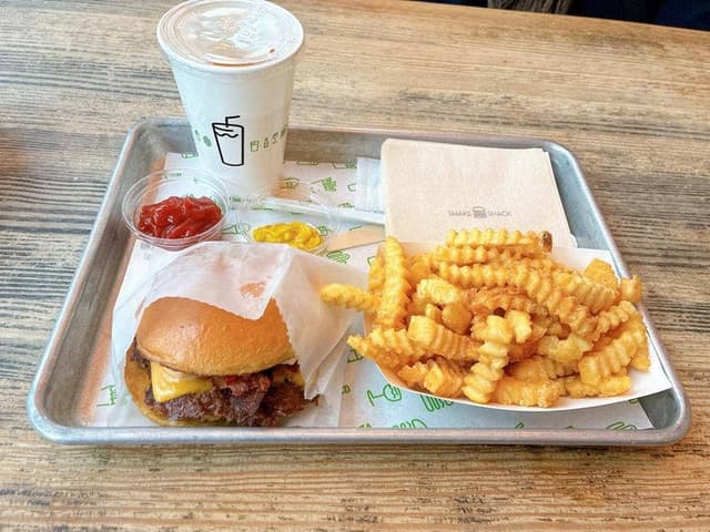 シェイクシャック 東京国際フォーラム店 - サブ画像3