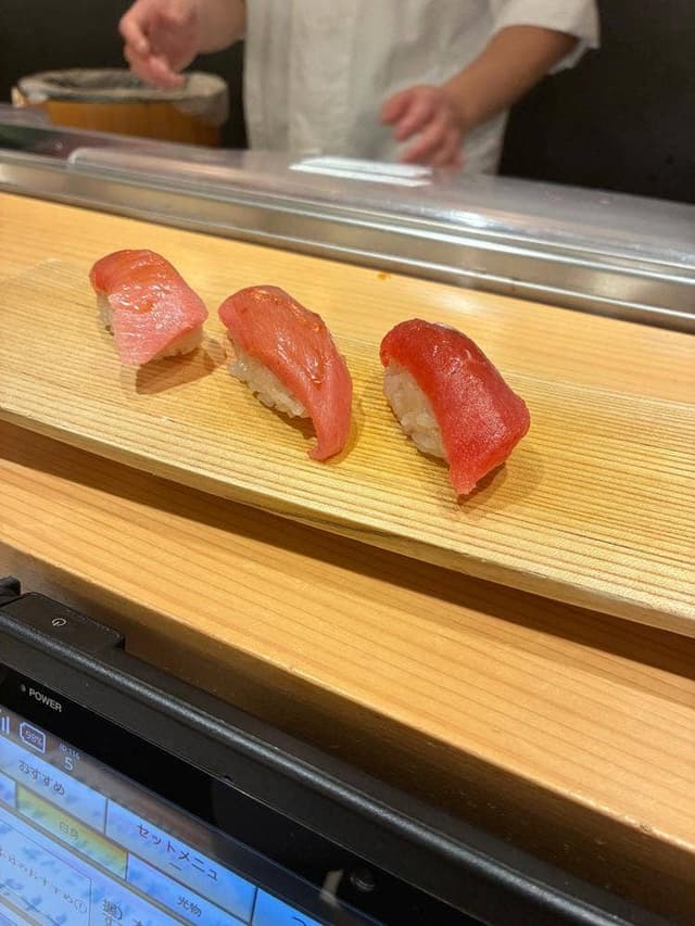 天然本まぐろ ありそ鮨し GRANSTA TOKYO店 - サブ画像1