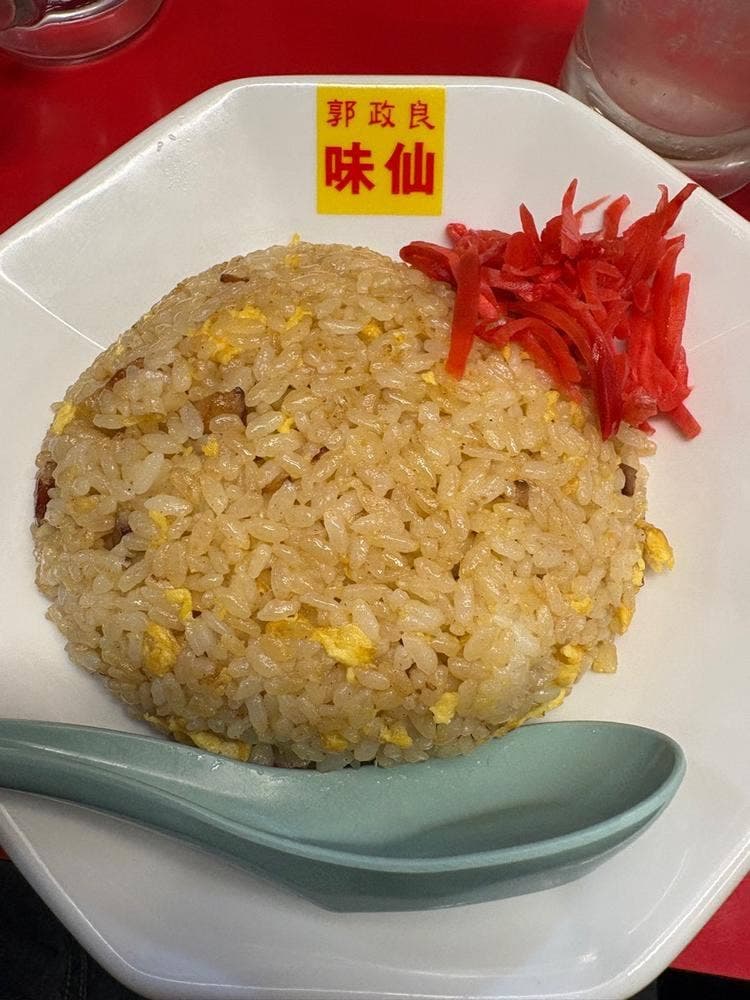 味仙 新橋駅前店