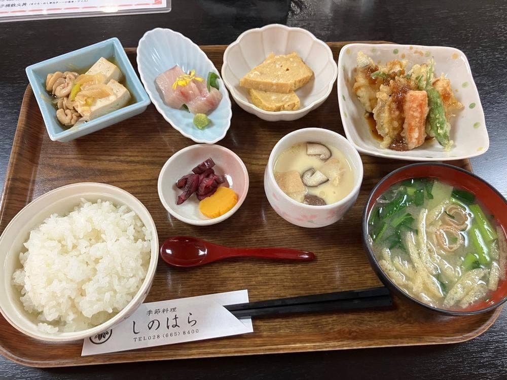 季節料理 しのはら