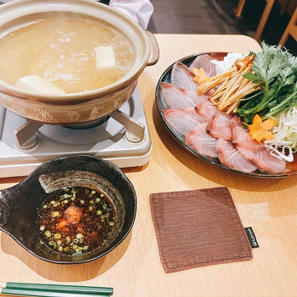 横浜紅葉坂 日本酒ふじひら