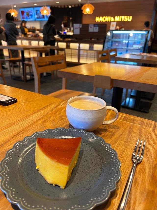 Cafe HACHI＆MITSU - サブ画像3