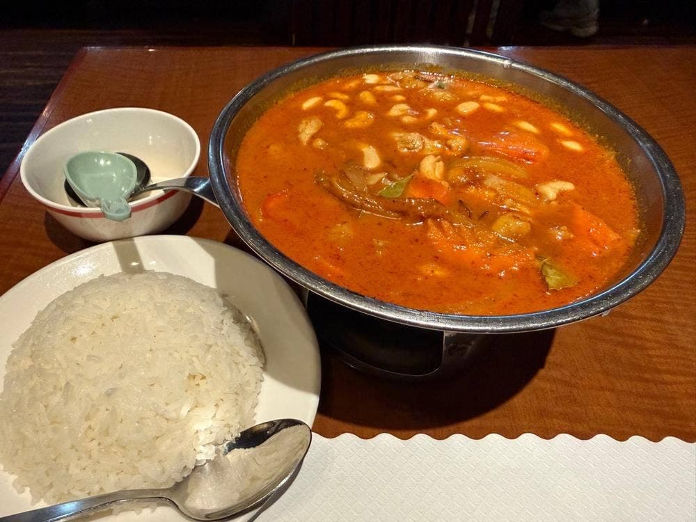 ソムオー 新大久保店