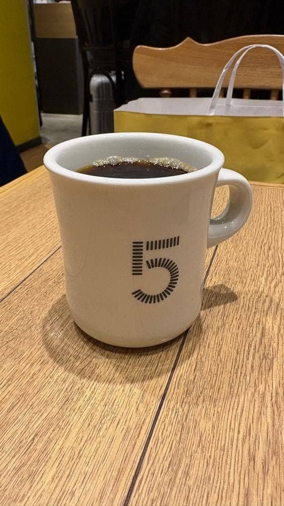 5 CROSSTIES COFFEE グランスタ店