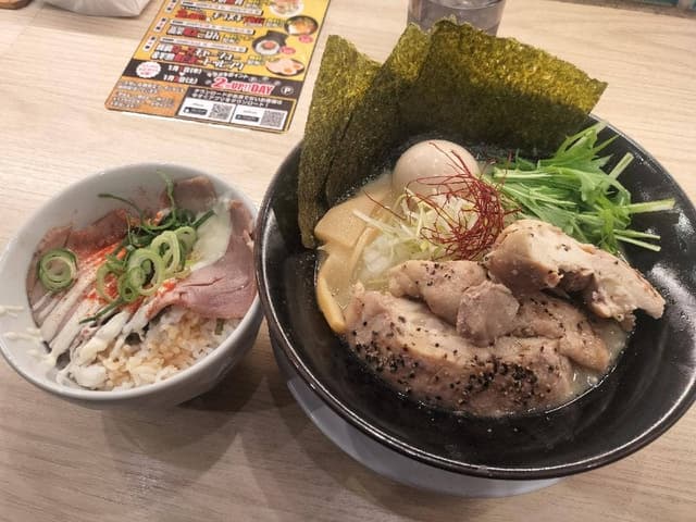 キラメキノトリ 大阪門真店 - サブ画像1