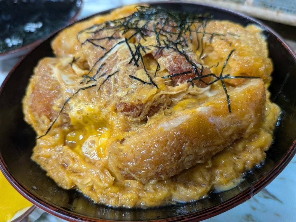 金龍食堂