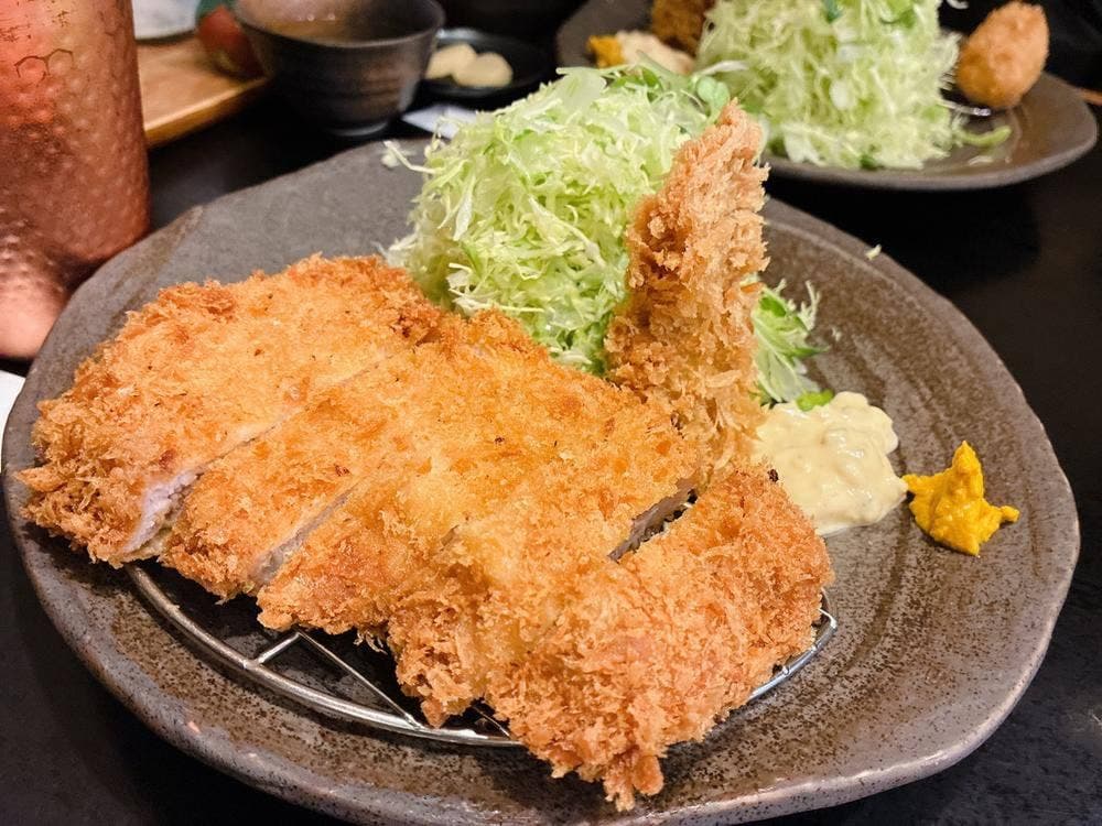 とんかつ田中