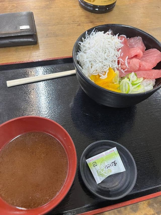 朝獲れ鮮魚・海鮮丼 魚福 - サブ画像1