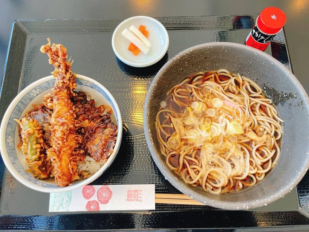 YABU&CAFE TAN 金沢大学