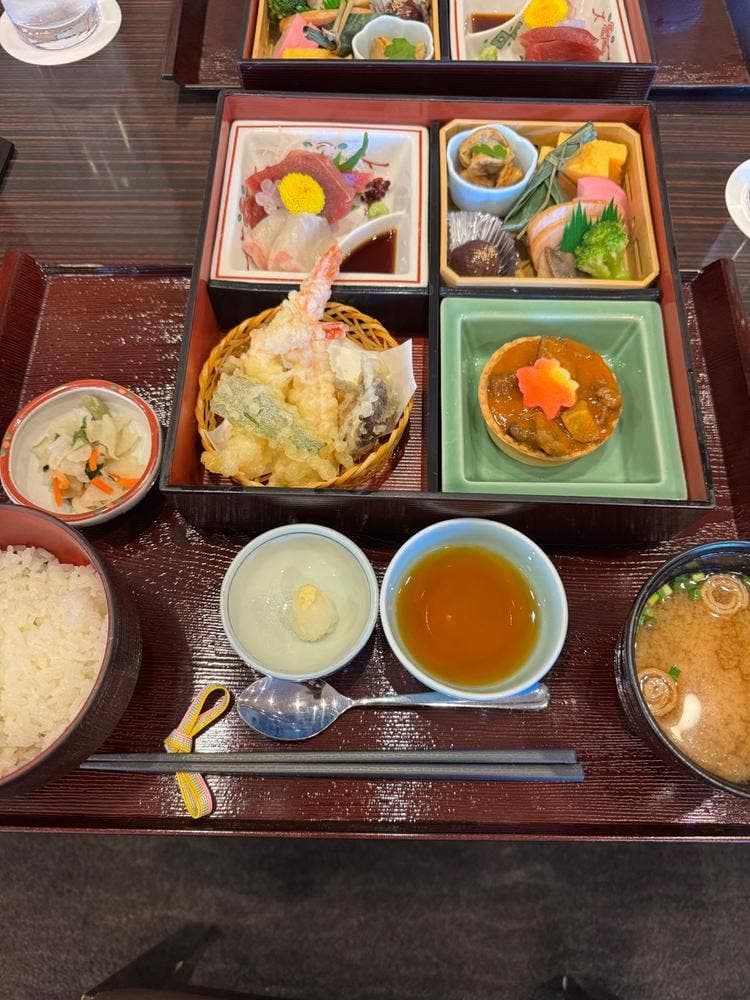 ホテルオークラゆりの木