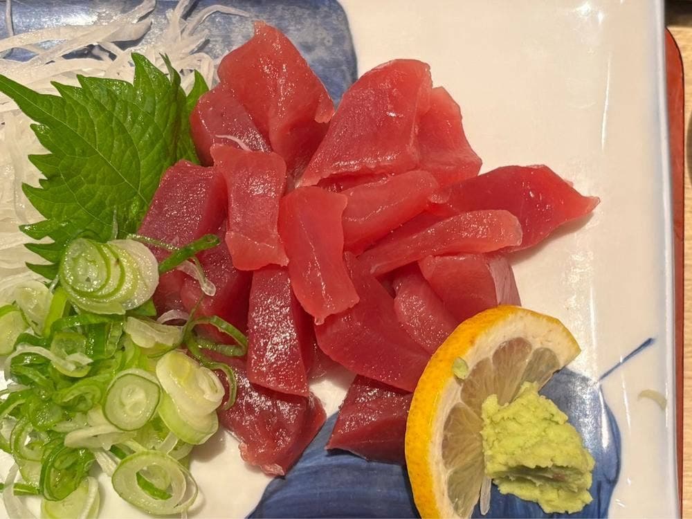 鮪小屋本店 エスカ店