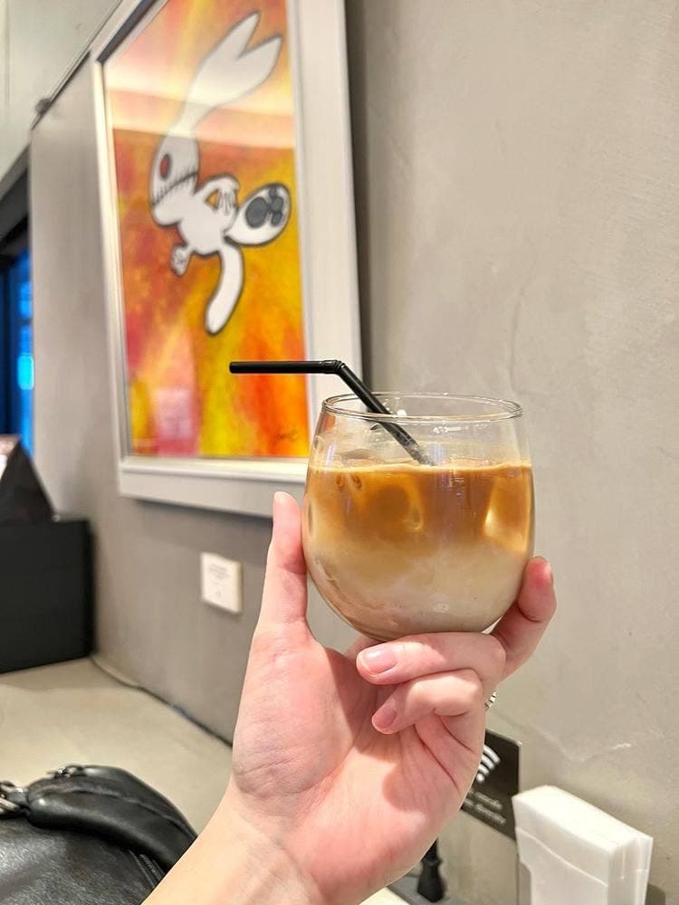 CEN cafe & bar