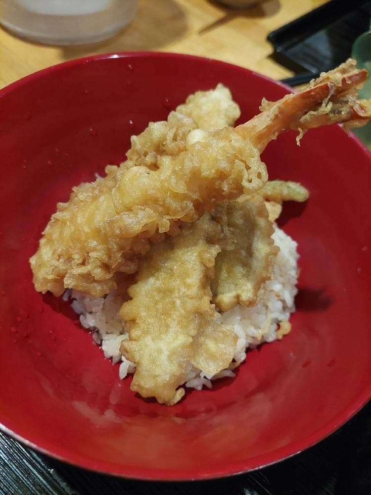 釜出しうどん こと平 板宿店