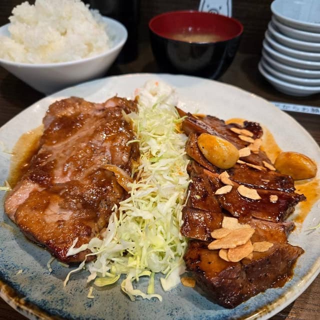 豚屋 鳥山 - サブ画像1
