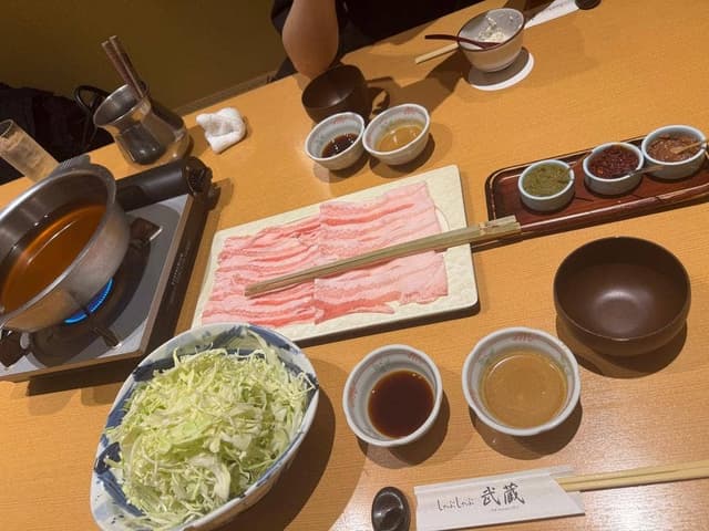 もち豚しゃぶしゃぶ 新宿武蔵 - サブ画像2