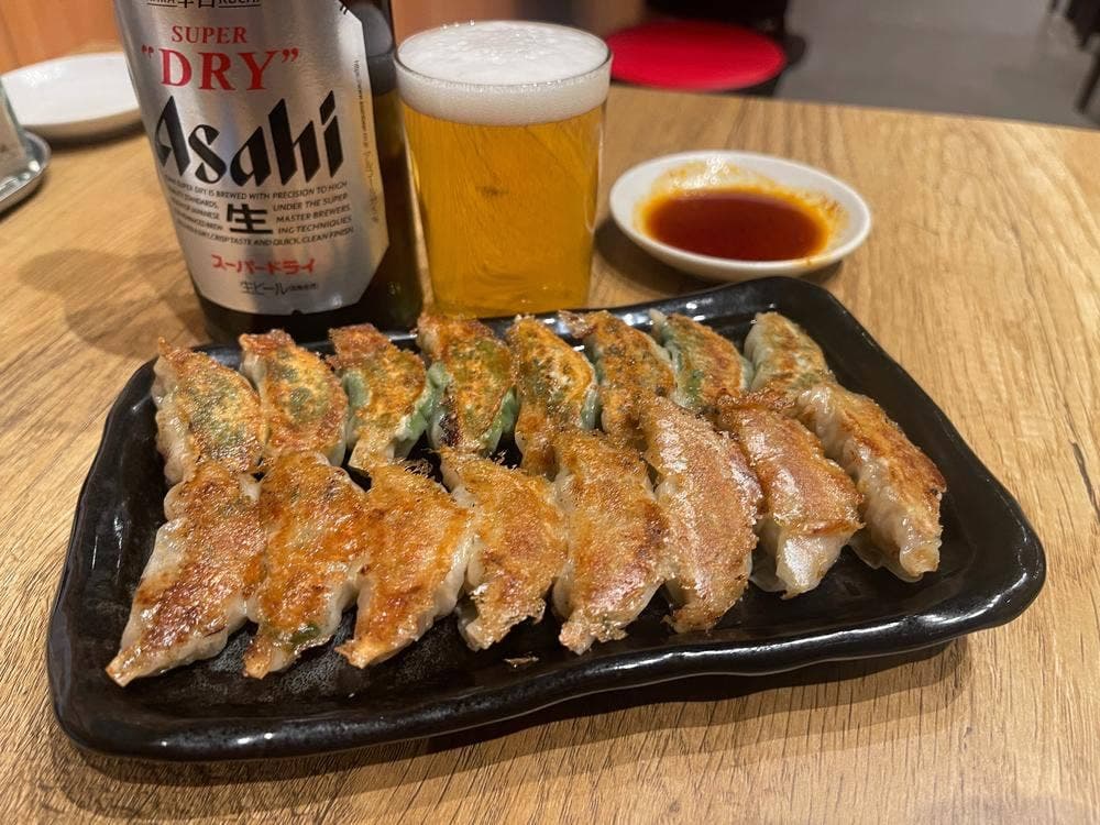 カワカミ餃子店