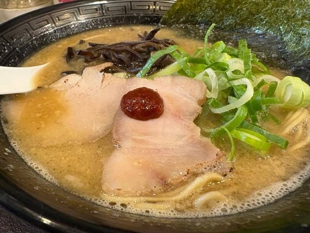 博多ラーメン 替玉食堂 横須賀中央店 - サブ画像2