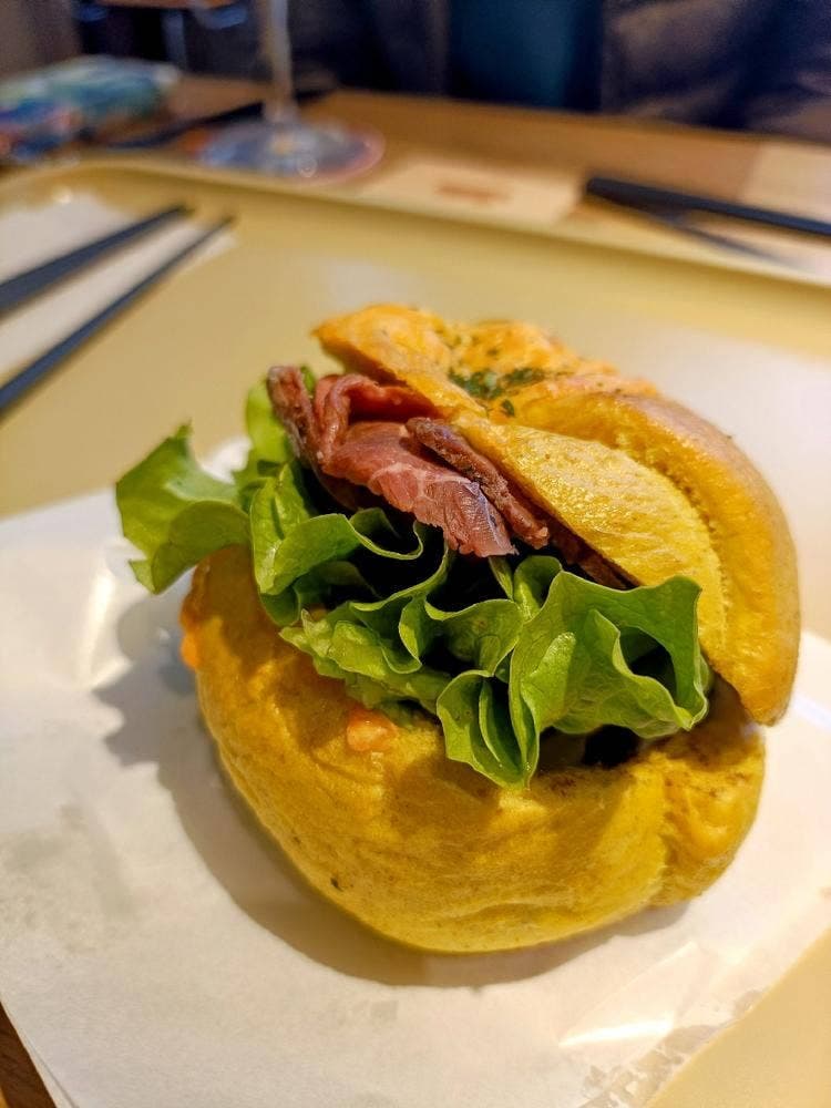 BAGLE ＆ BEER Lit work place 盛岡駅店