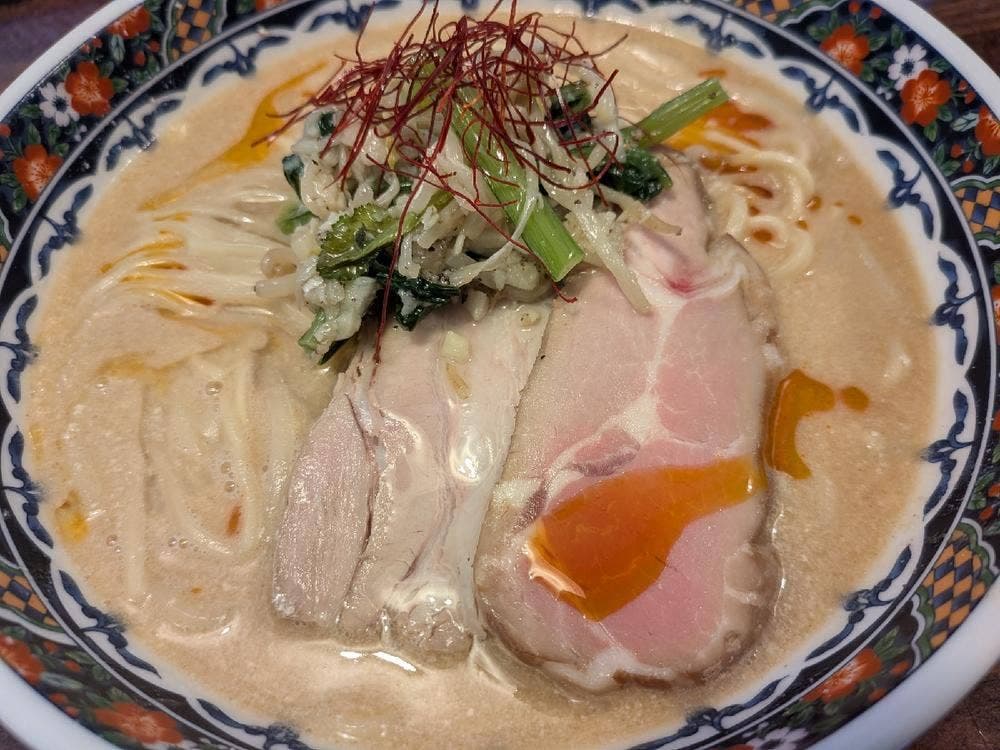 中華そば かなで 〜豚と節〜