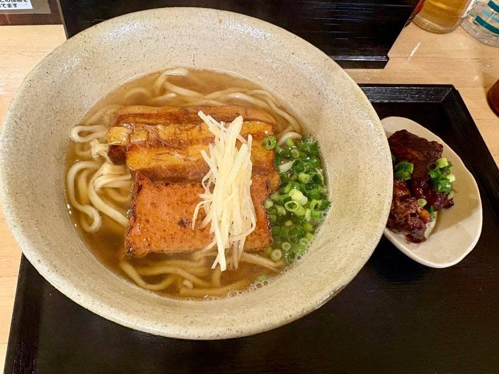 金月そば 那覇店