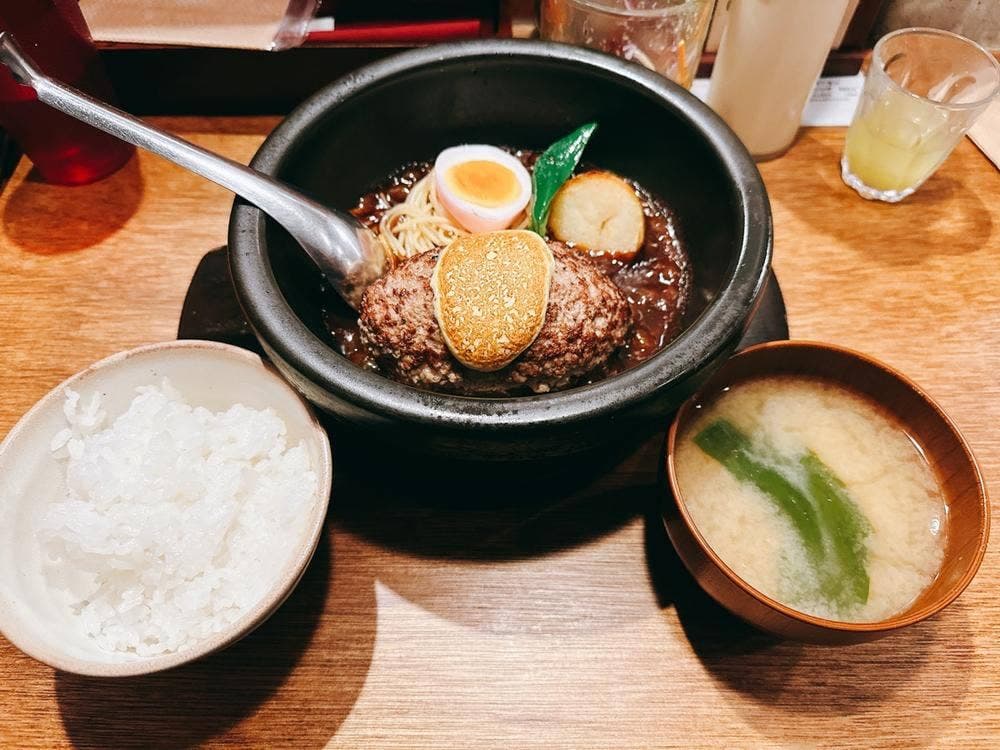 山本のハンバーグ中目黒