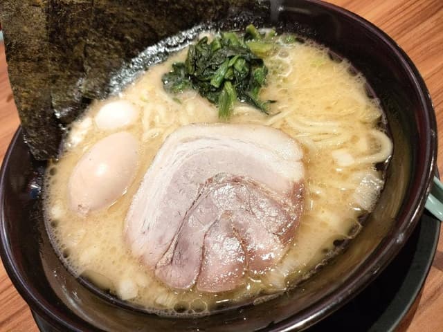 横浜家系ラーメン 池袋商店 2号店 - サブ画像1
