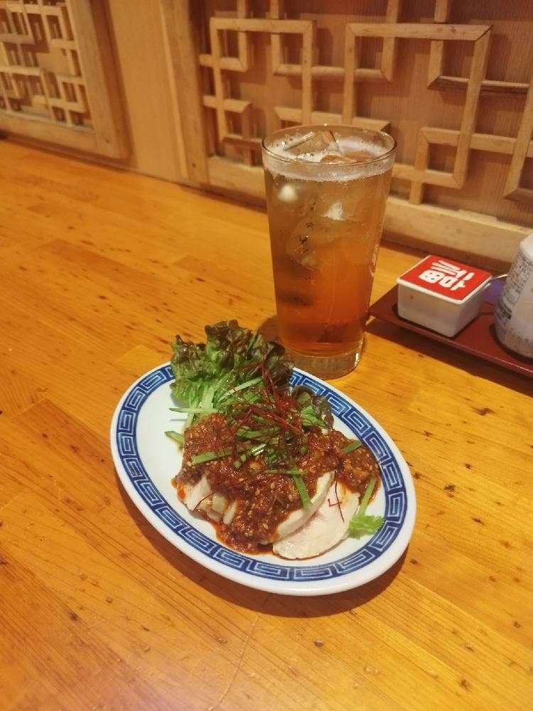 讃八小籠包