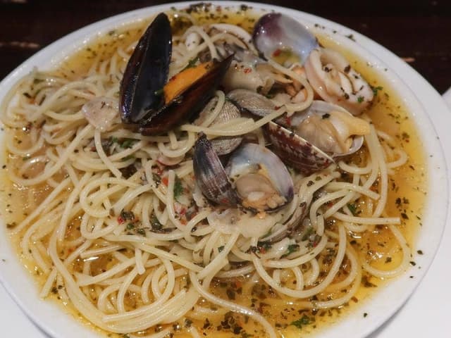 イヴォ ホームズパスタ 新宿店 - サブ画像1