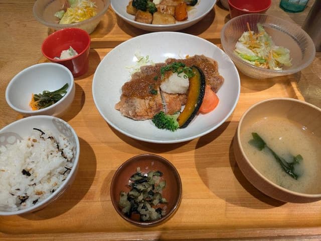 おぼんdeごはん ペリエ千葉店 - サブ画像2