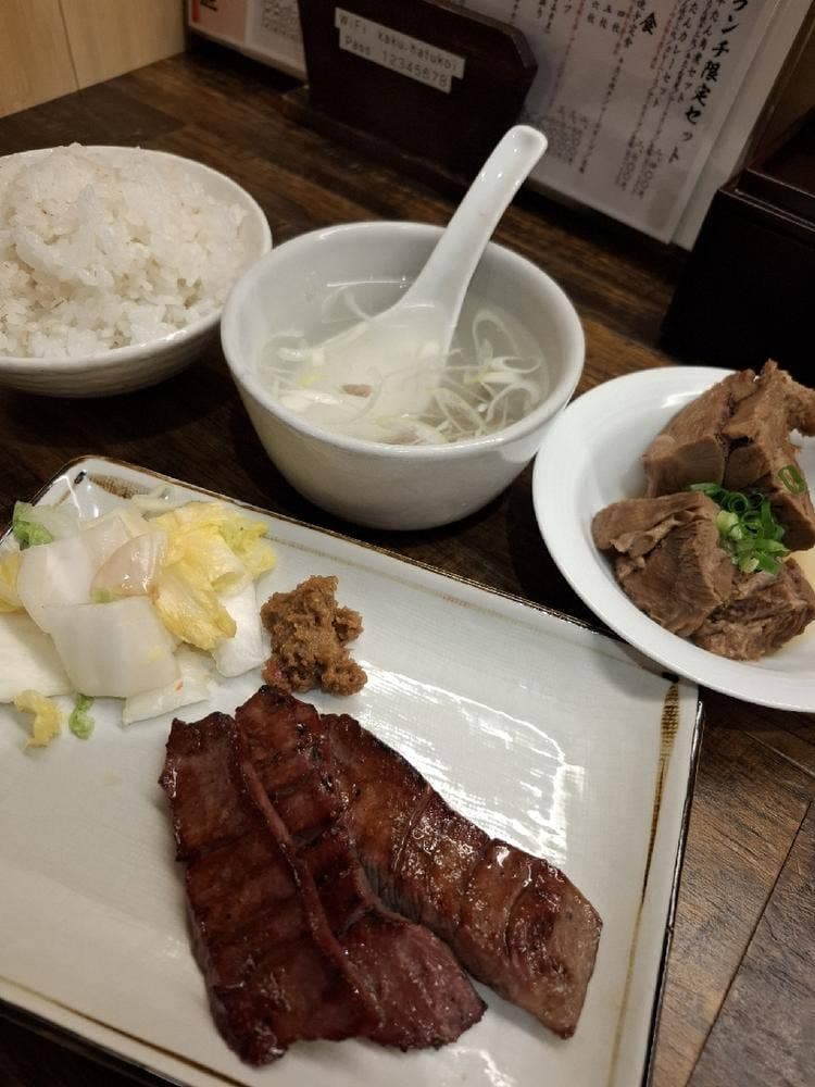 牛たん料理 閣 初恋通り店