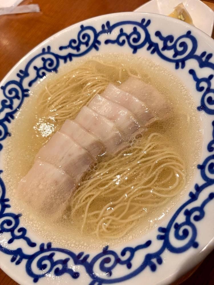 豚そば月や ラーメン滑走路店