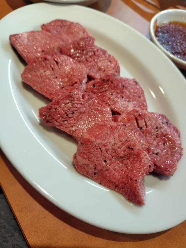 焼肉やっちゃん 金山・尾頭橋店 - サブ画像1
