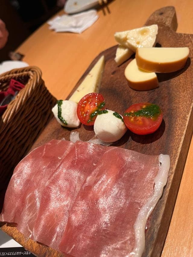 YEBISU BAR 神楽坂店 - サブ画像1