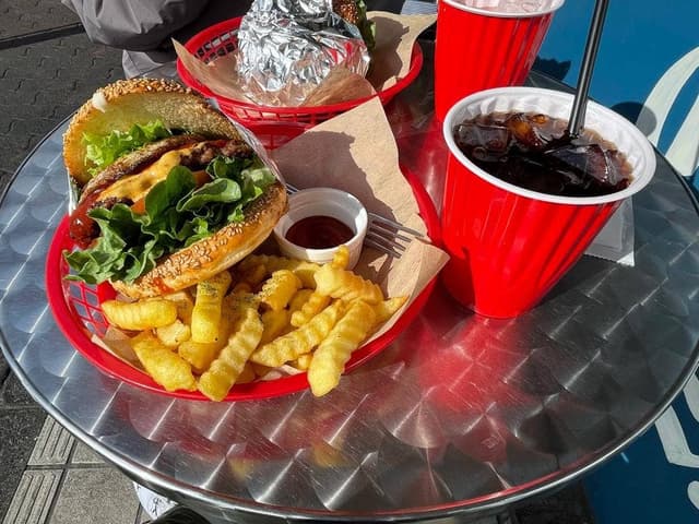 JACK'S PIZZA & BURGERS - サブ画像1