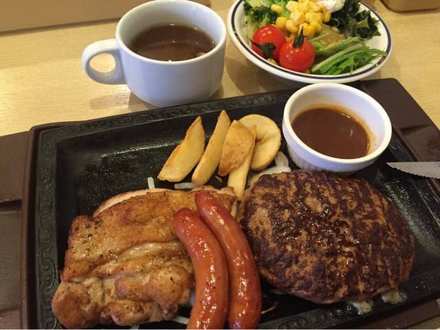 ステーキガスト 名東よもぎ台店 - サブ画像1