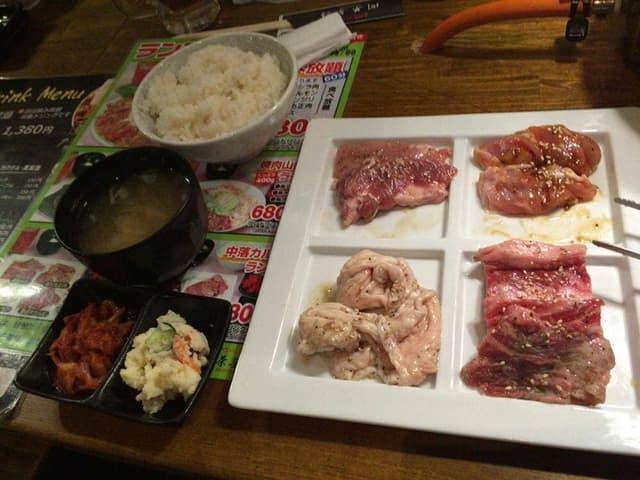 もつなべ 焼肉 間茶与詩 - サブ画像1