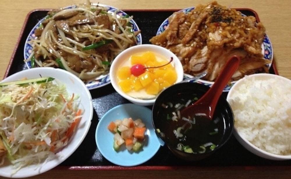 台湾料理 四季紅 十和田店