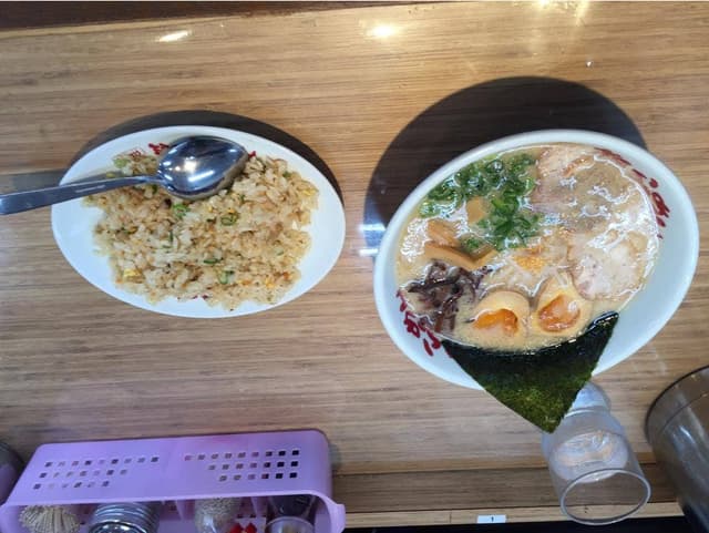 九州筑豊ラーメン山小屋 光店 - サブ画像2