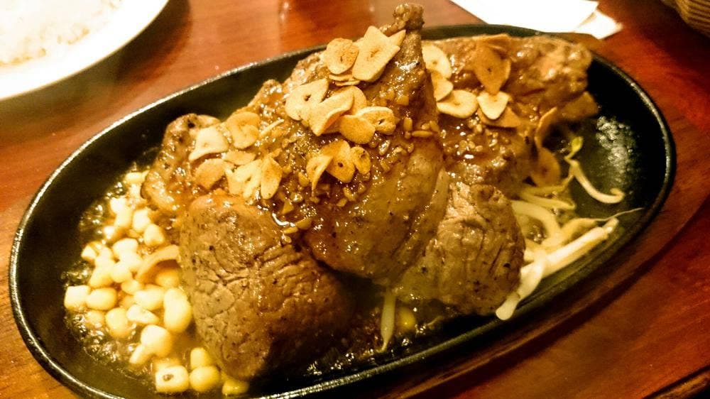 肉とにんにくの店 キング