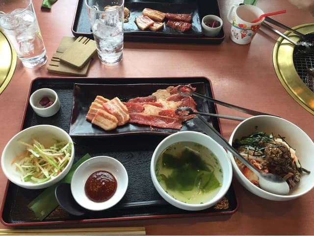 焼肉 蔵 山室店 - サブ画像1