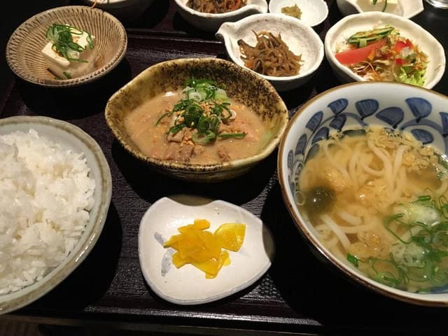 手打うどん&酒肴 まとや - サブ画像3