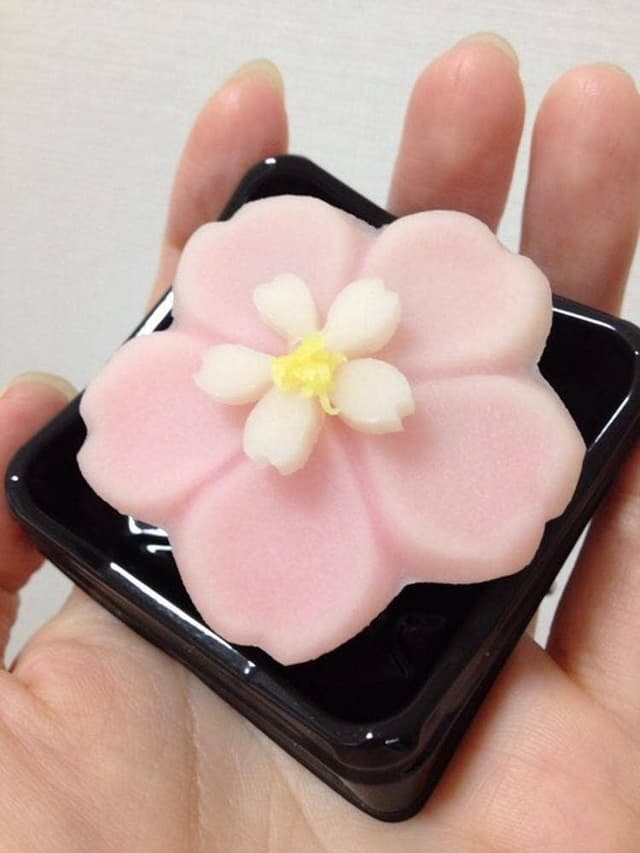 お菓子処つぼや エスパル店 - サブ画像1