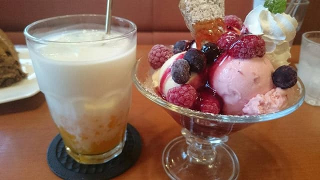 アン・レーヌ・カフェ - サブ画像3