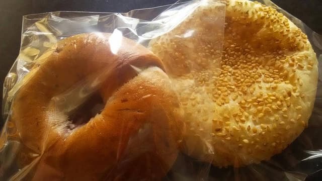 焼きたてパンとお菓子の工房 ちゃい - サブ画像2