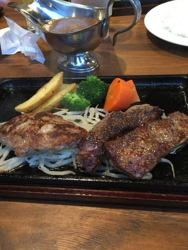ムッシュさかい大牟田店 - サブ画像1