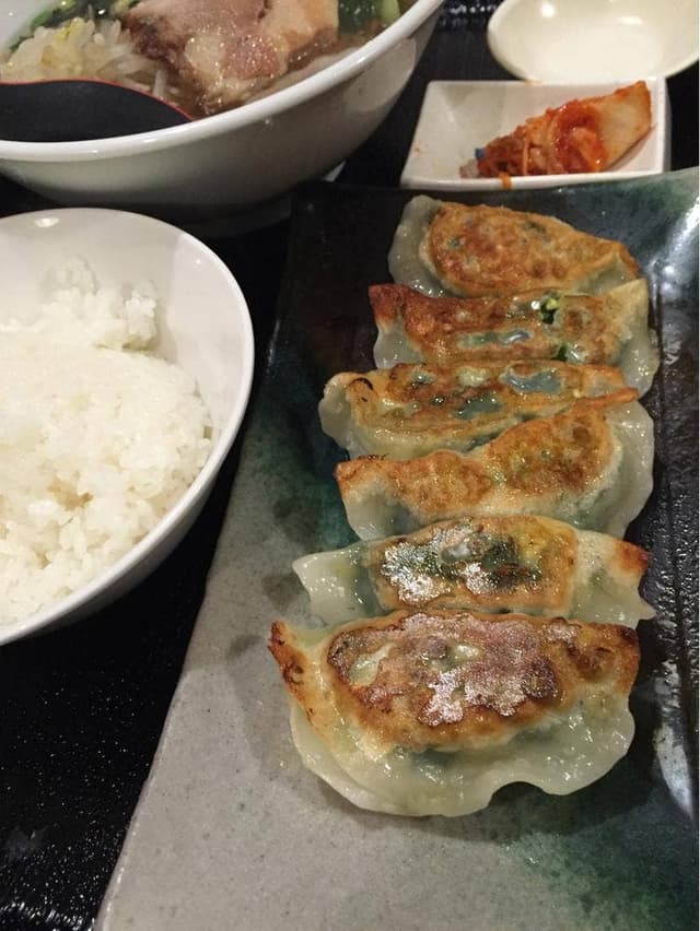 鉄人 餃子坊 - サブ画像3