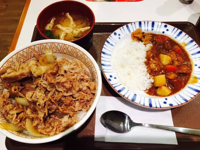 すき家 環八羽田店 - サブ画像1