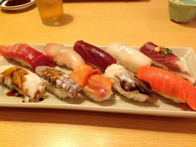 おひげ寿司富沢町店 - サブ画像3