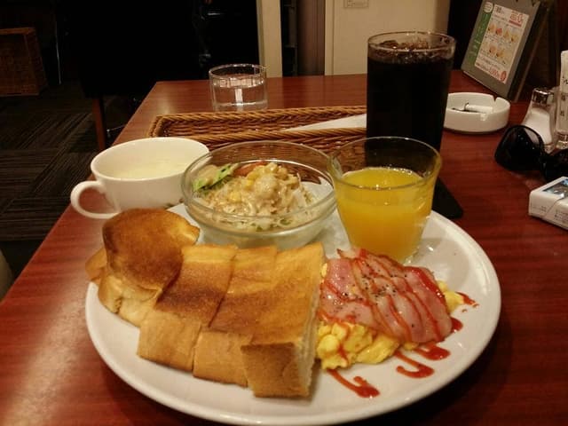 珈琲専門店 三番館 上新庄店 - サブ画像1